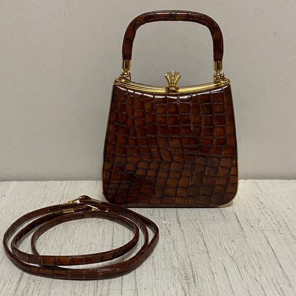 Elegant Brown Crocodile Pattern Handbag - Picture 2 of 13